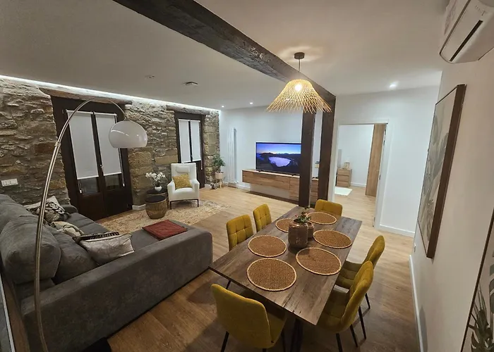 Port Relax Old Town With Ac * סן סבסטיאן