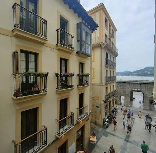 Port Relax Old Town With Ac * San Sebastian